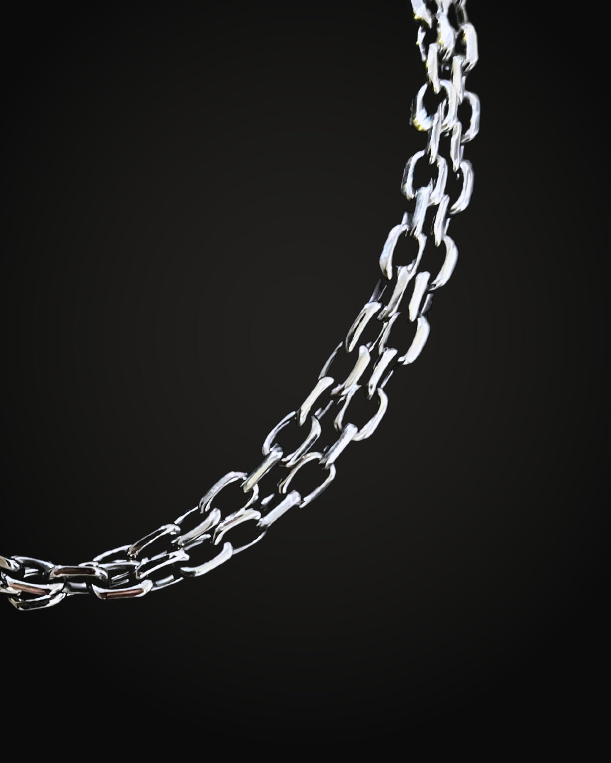 B LOOPS CHOKER – שרשרת, תקריב