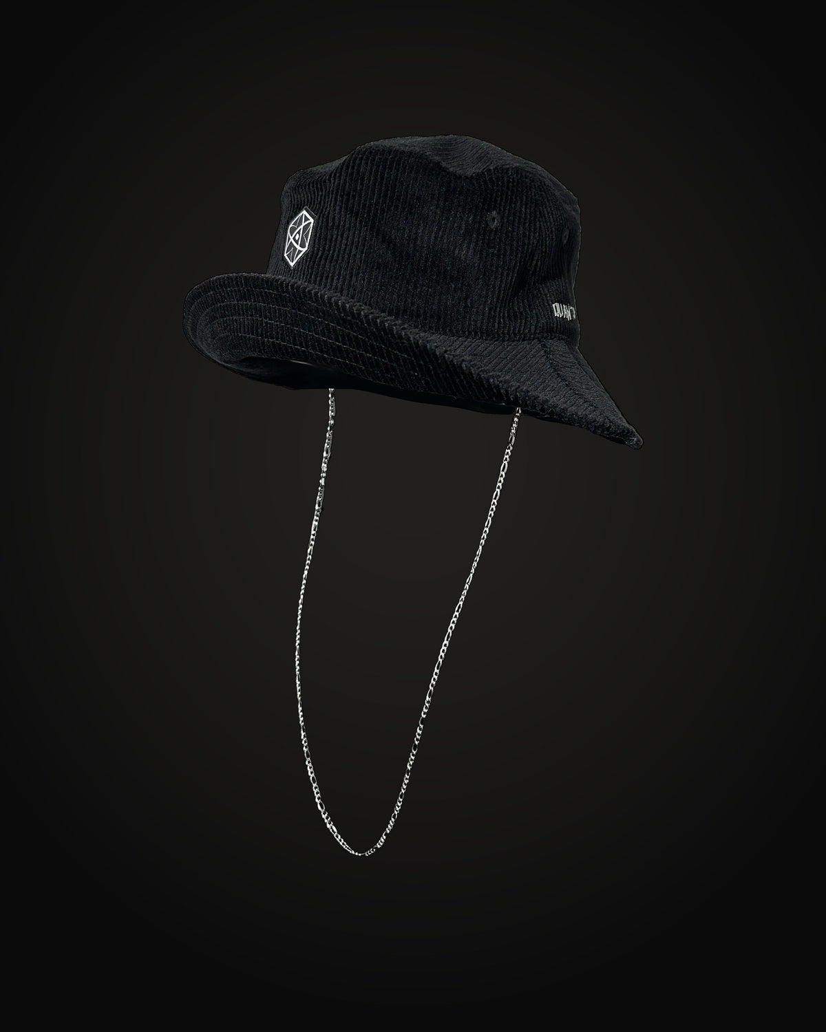 QUANTUM HAT – כובע, צילום סטודיו